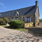 La Belle Etoile Proche De Granville Holiday home *