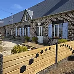 La Belle Etoile Proche De Granville