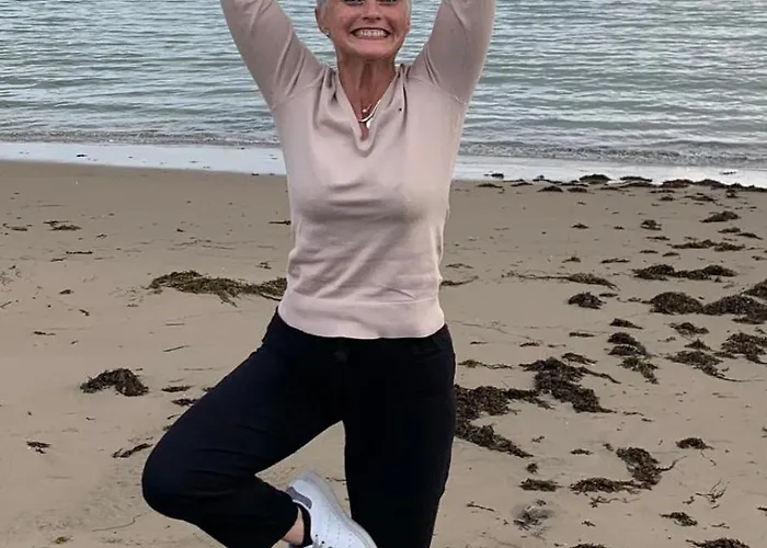 La Belle Etoile Proche De Granville Ver (Manche)